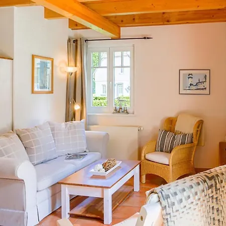 Holiday home Seepferdchen, 14a, Haus Zingst 14a Ostseebad Nienhagen