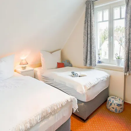 Ferienhaus Seepferdchen, 14a, Haus Zingst 14a Nienhagen