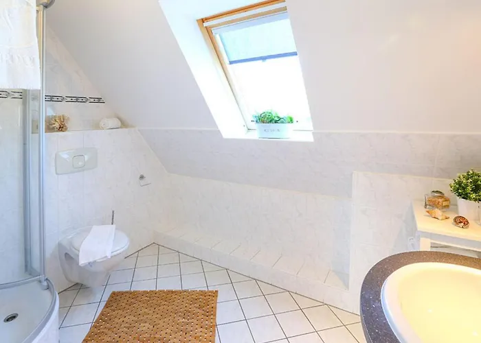 Seepferdchen, 14a, Haus Zingst 14a * Ostseebad Nienhagen